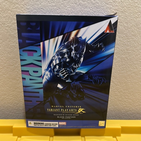 SQUARE ENIX MARVEL UNIVERSE VARIANT PLAY ARTS KAI Black Panther